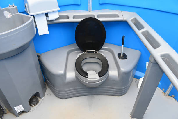 Best Temporary restroom rental  in Wanakah, NY